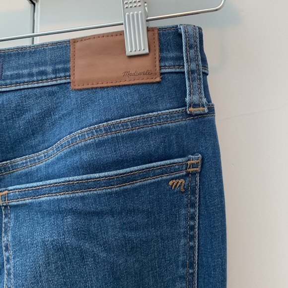 Madewell 10” High Rise Skinny Crop Jeans - Picture 5 of 7